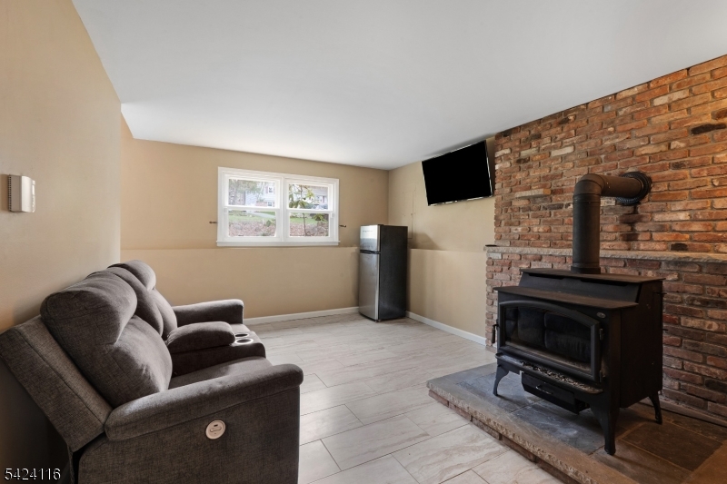 51 Brookwood Road Stanhope, NJ 07874 - Photo 23 of 33