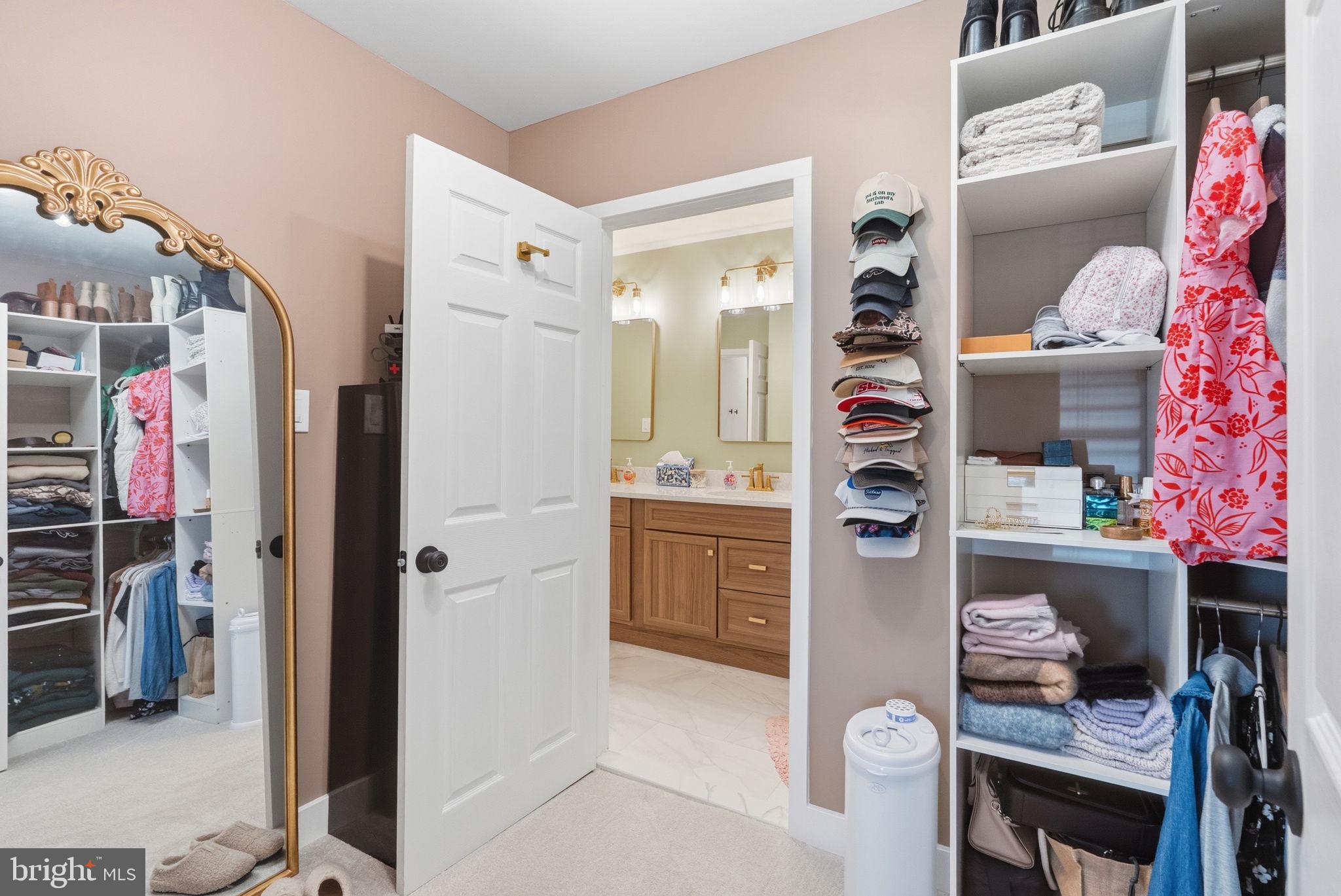 95 Cardinal Road Levittown, PA 19057 - Photo 25 of 40 Stylish closet with elegant mirror.