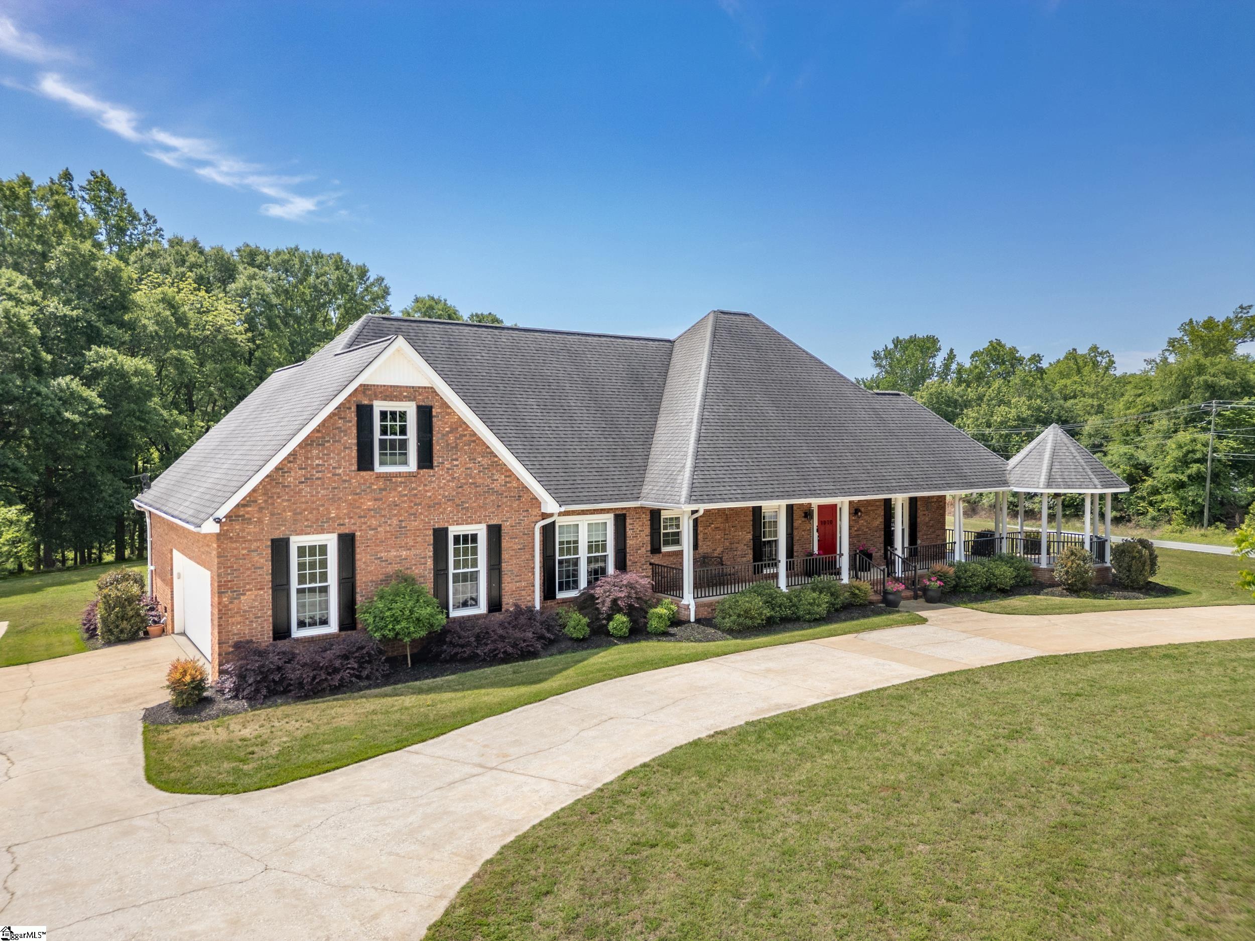 1010 Buck Tree Lane Anderson, SC 29621 - Photo 2 of 43