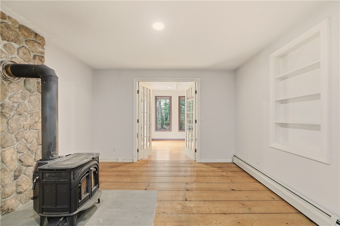 302 Hillsdale Road Richmond, RI 02892 - Photo 8 of 50