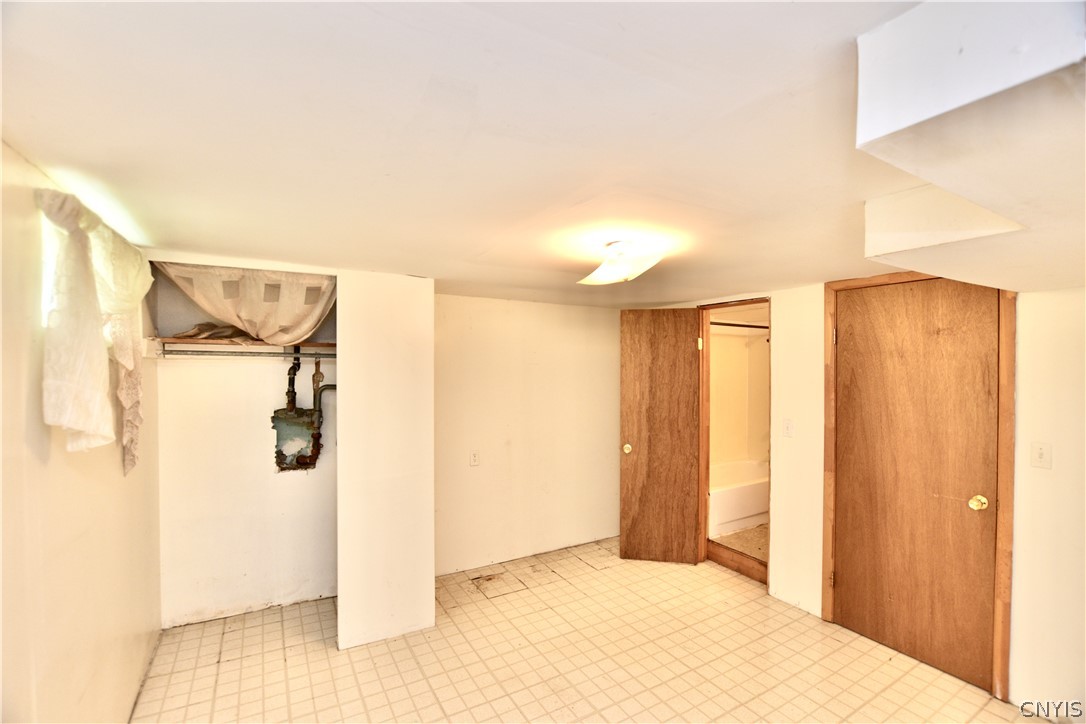 246 Blackberry Road Liverpool, NY 13090 - Photo 19 of 25 Bonus room