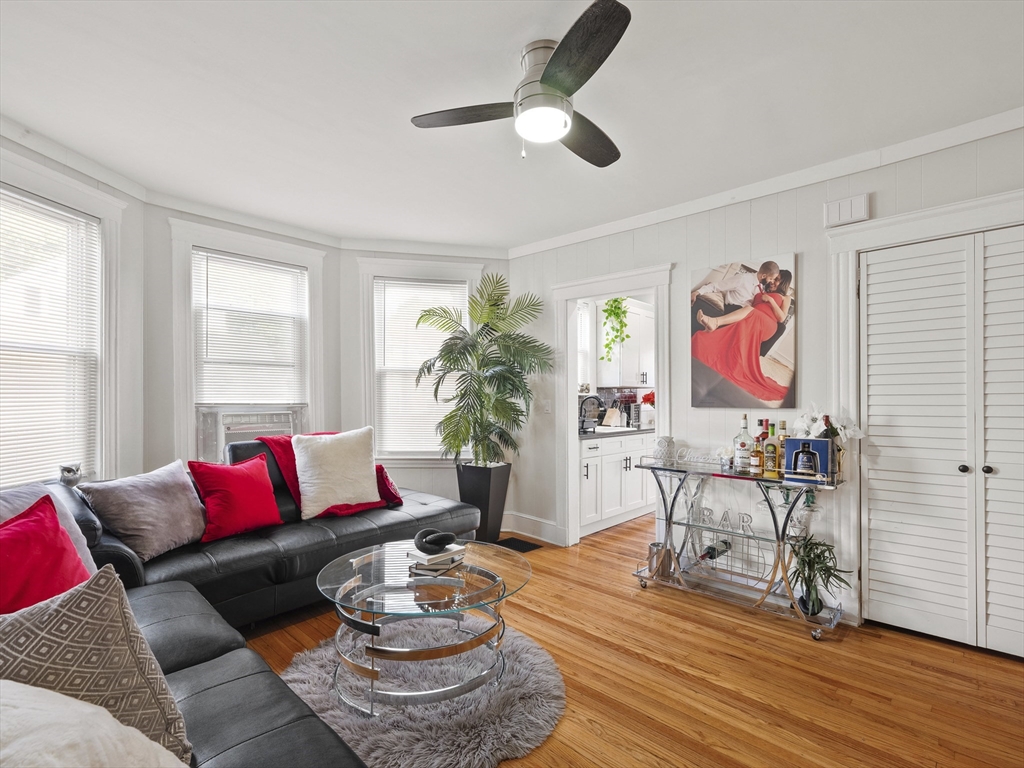 8-10 Edgemere Road, Unit 1 Lynn, MA 01904 - Photo 12 of 36