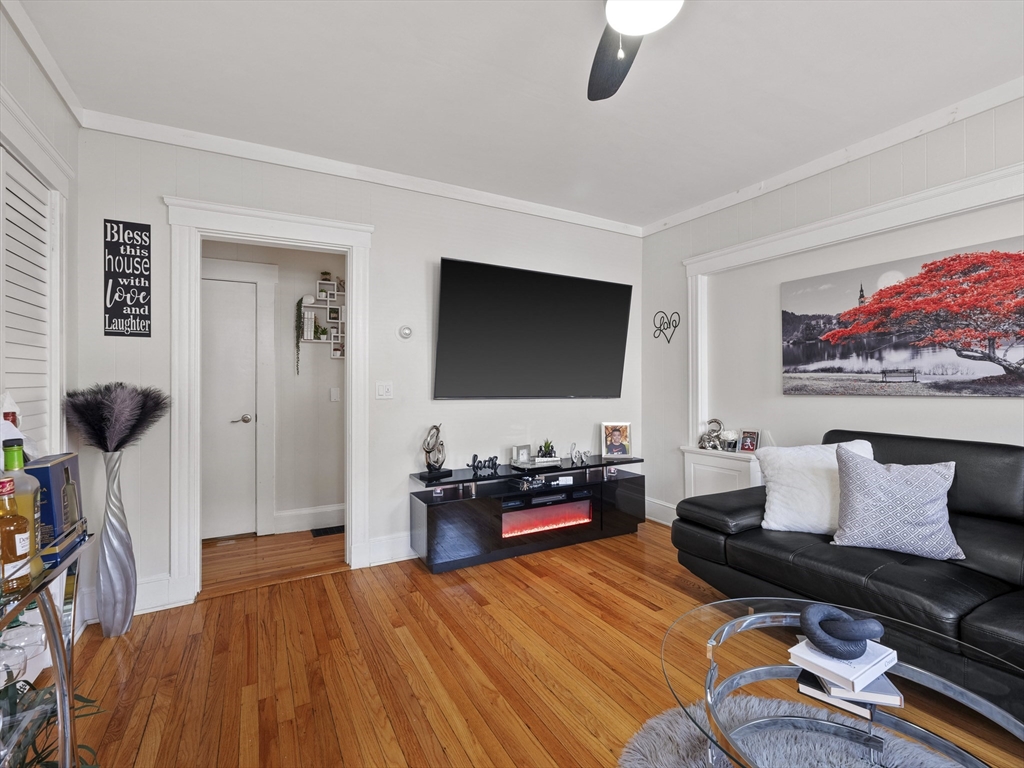 8-10 Edgemere Road, Unit 1 Lynn, MA 01904 - Photo 13 of 36