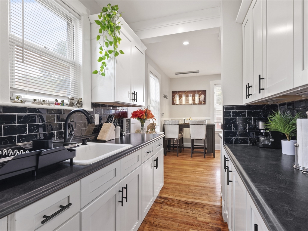 8-10 Edgemere Road, Unit 1 Lynn, MA 01904 - Photo 21 of 36