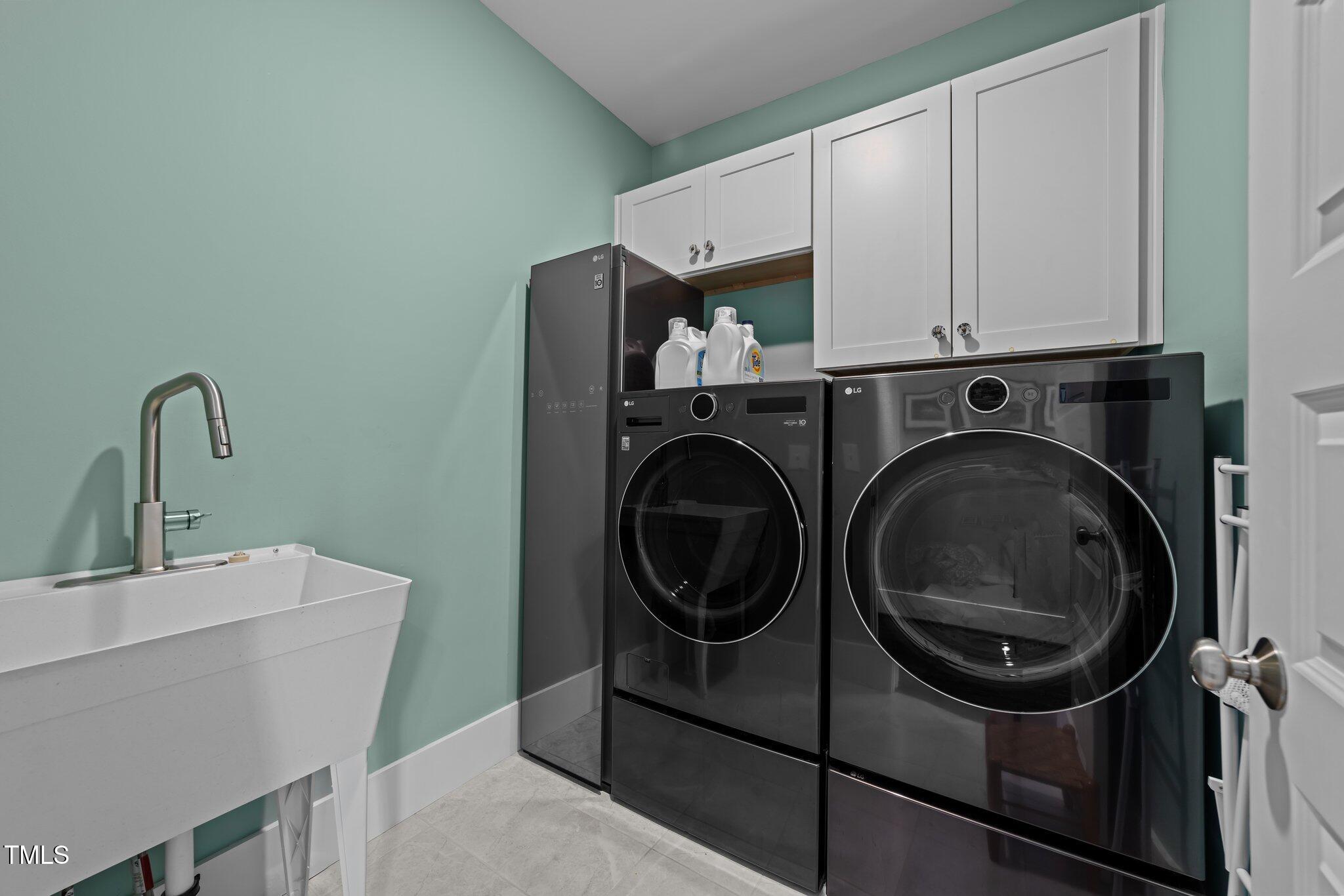 1000 Norris Street Raleigh, NC 27604 - Photo 18 of 49 Laundry room on second floor