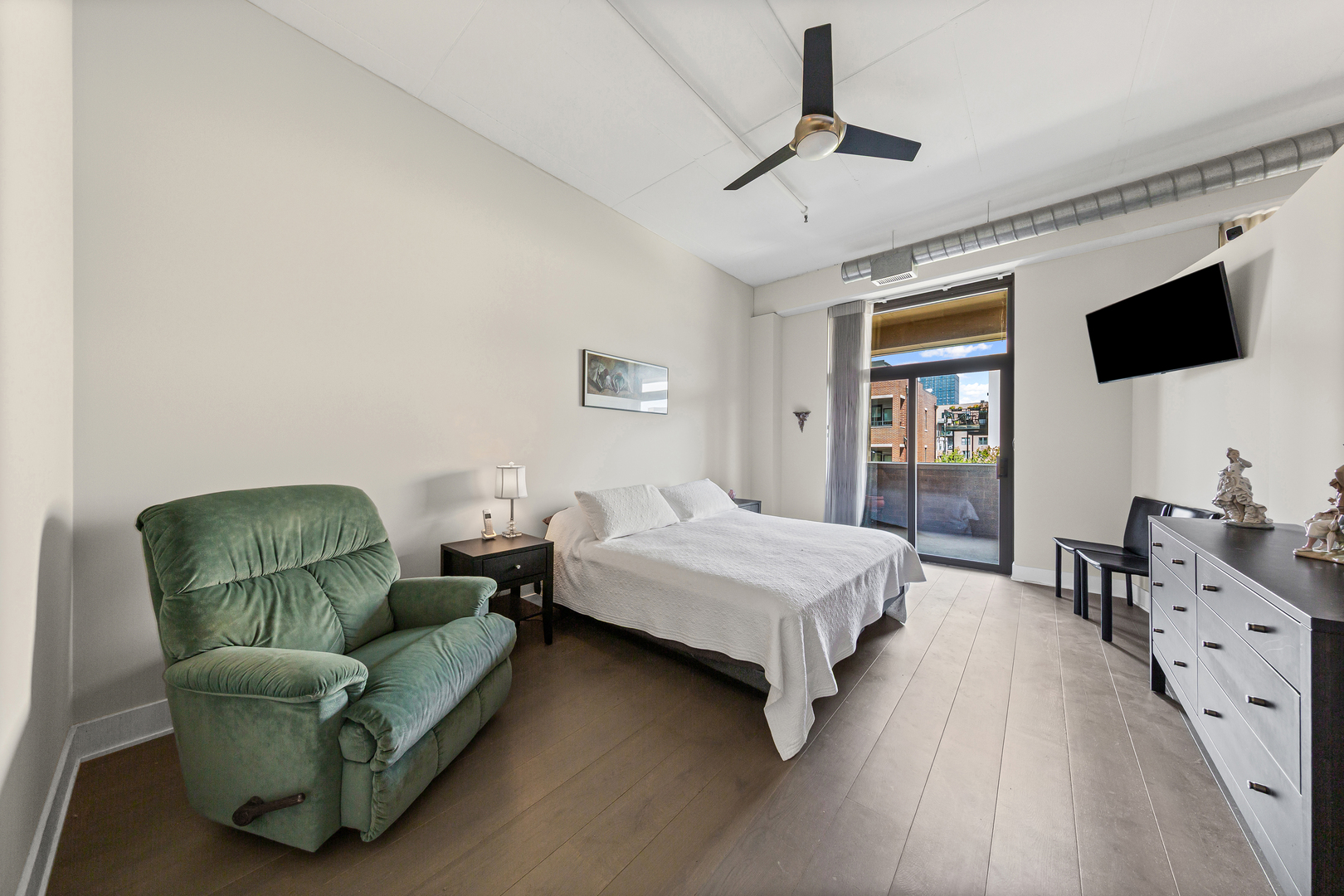 1301 West Madison Street, Unit 306 Chicago, IL 60607 - Photo 12 of 25 Gallery Image 12