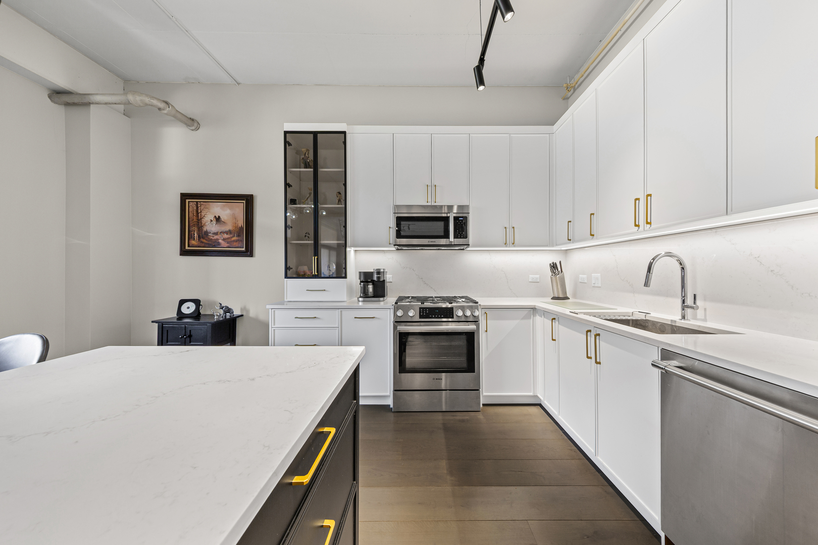 1301 West Madison Street, Unit 306 Chicago, IL 60607 - Photo 4 of 25 Gallery Image 4
