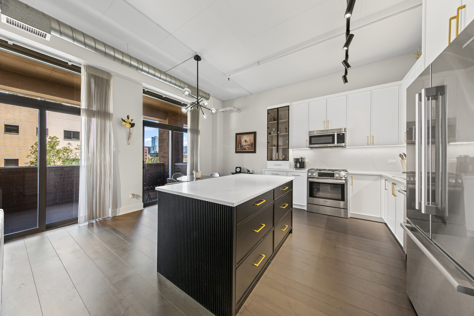 1301 West Madison Street, Unit 306 Chicago, IL 60607 - Photo 5 of 25 Gallery Image 5