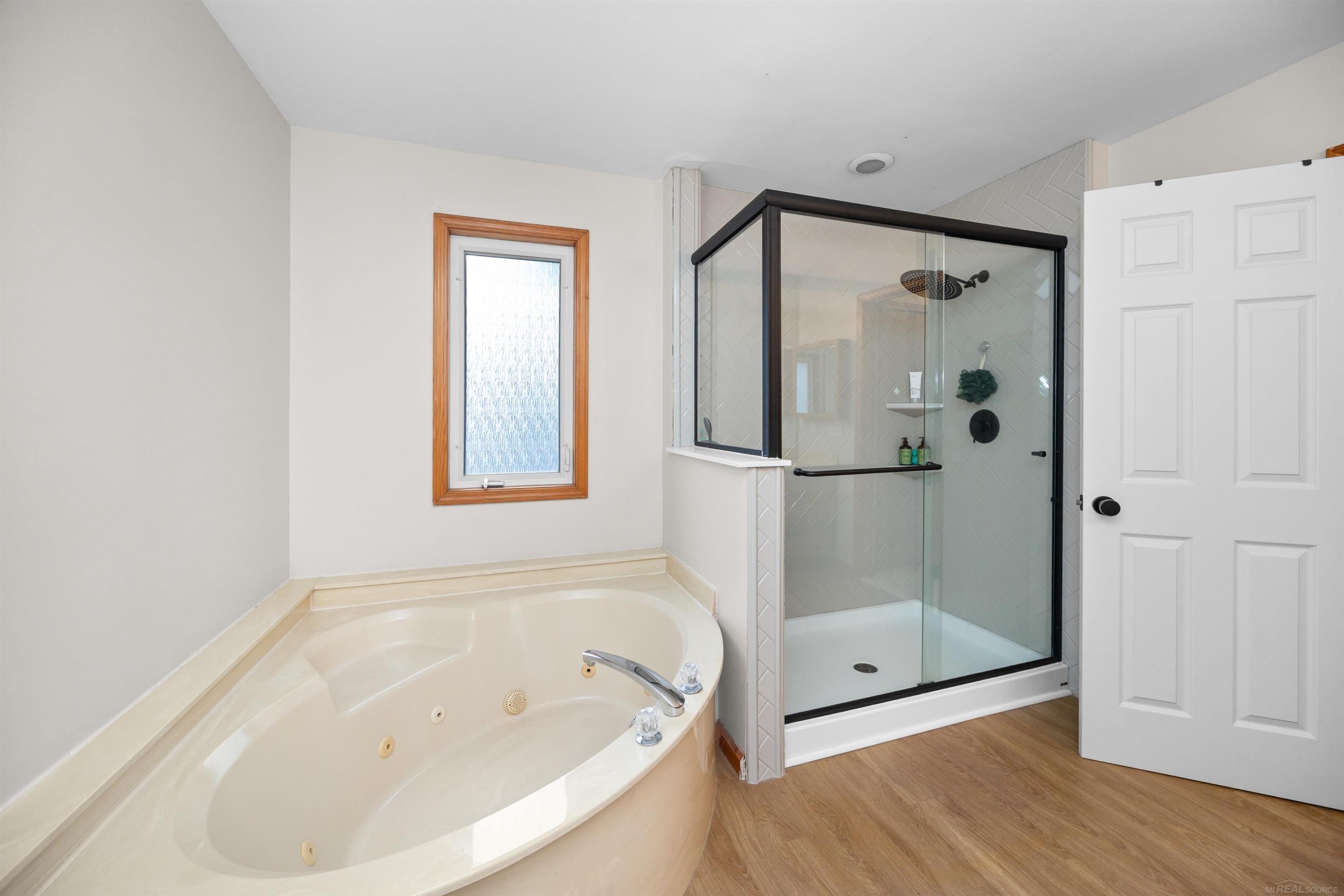 8970 River Valley Road Brighton, MI 48116 - Photo 29 of 39 Gallery Image 29