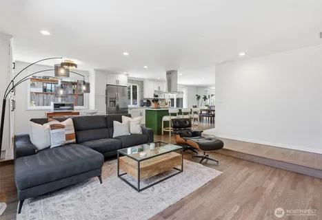 $835,000 | 15305 47th Place West, Lynnwood, WA 98087