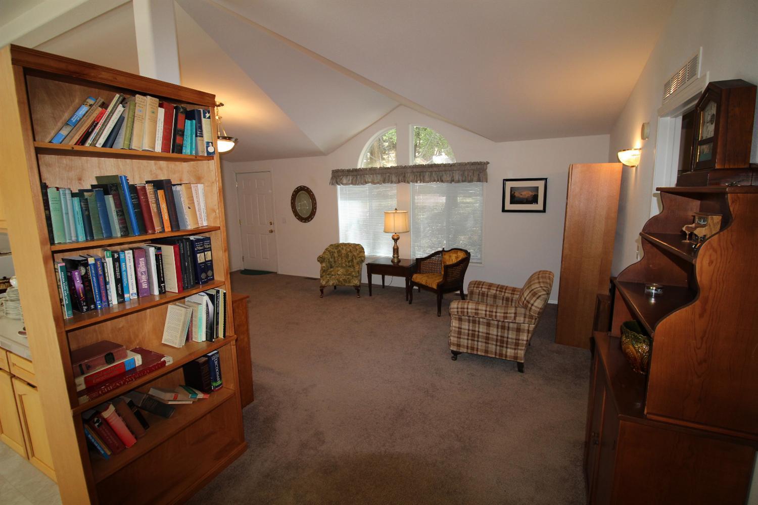 683 Ferry Road Grants Pass, OR 97526 - Photo 24 of 32 Additional Photo
