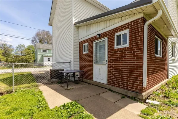 $190,000 | 104 South Liberty Street, Masontown, PA 15461