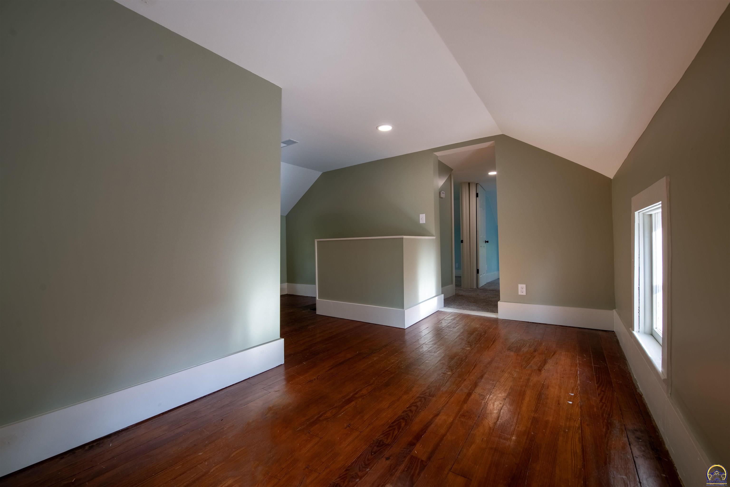 1665 24th Road Waverly, KS 66871 - Photo 12 of 27