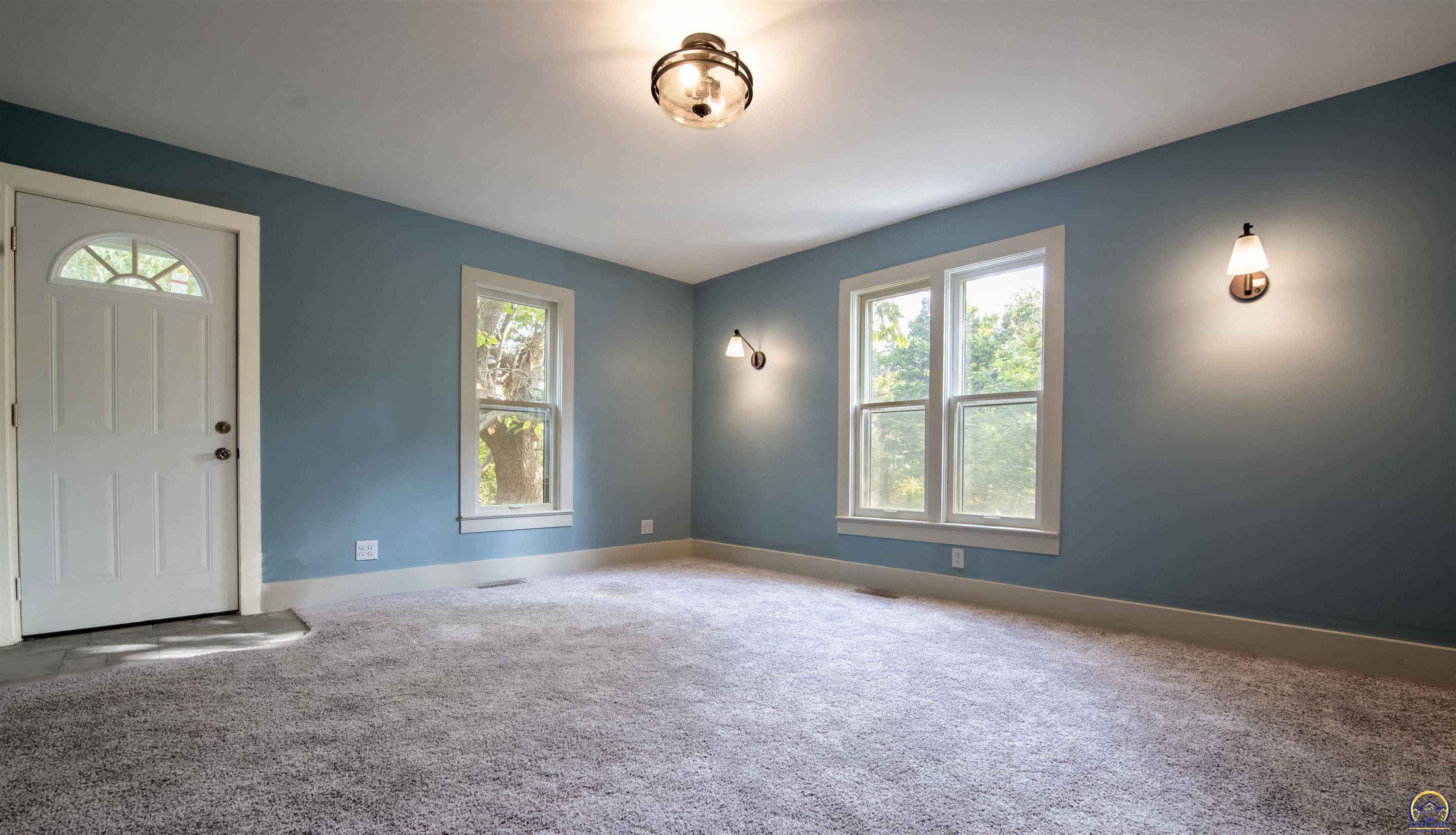 1665 24th Road Waverly, KS 66871 - Photo 4 of 27