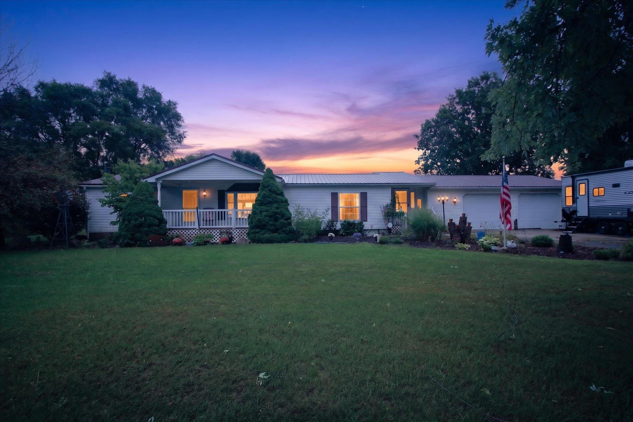 6486 North Winans Road Alma, MI 48801 - Photo 1 of 46 1950282-7534f637-b5dd-4d78-85e5-886daa4d519f.JPG