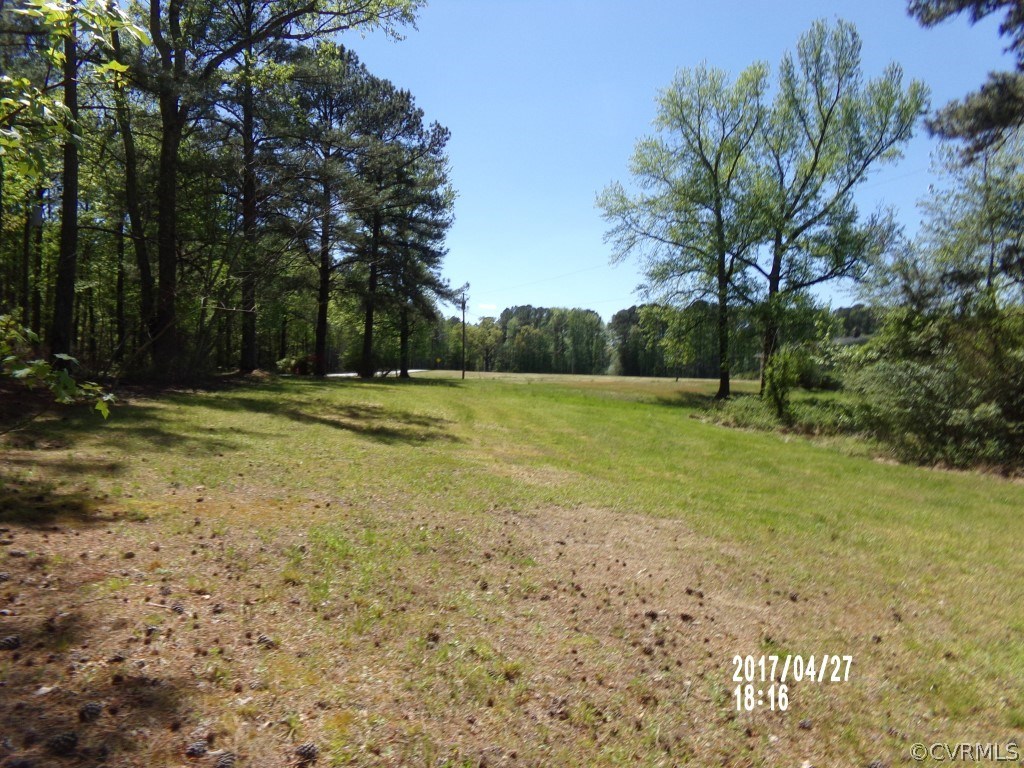 15417 Pinopolis Road Boykins, VA 23827 - Photo 4 of 23 Gallery Image 4