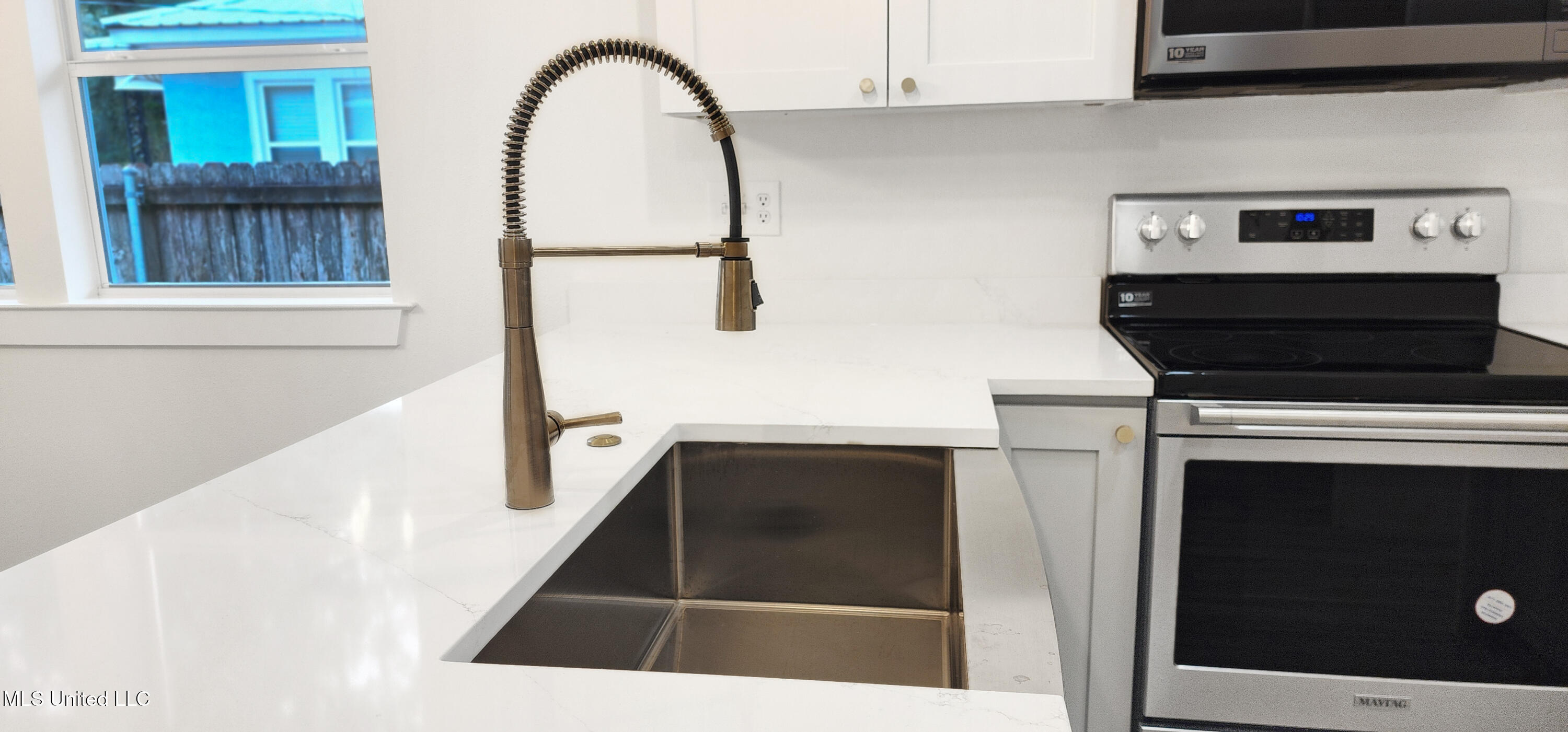 654 Tegarden Road Gulfport, MS 39507 - Photo 7 of 26 Single Basin Farm Sink
