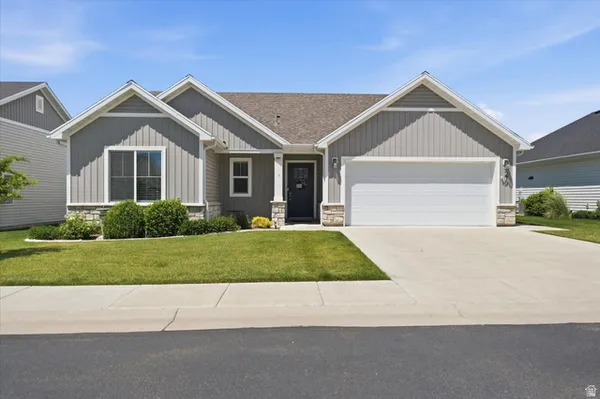 $439,000 | 279 520 South, Hyde Park, UT 84318