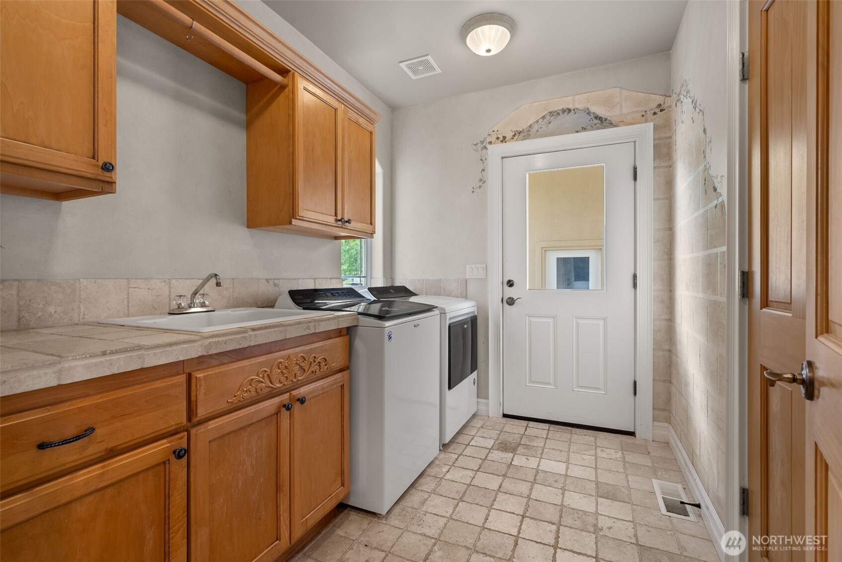 9032 22nd Way Southeast Olympia, WA 98513 - Photo 19 of 40