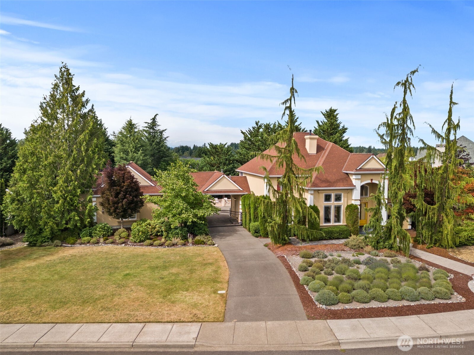 9032 22nd Way Southeast Olympia, WA 98513 - Photo 2 of 40