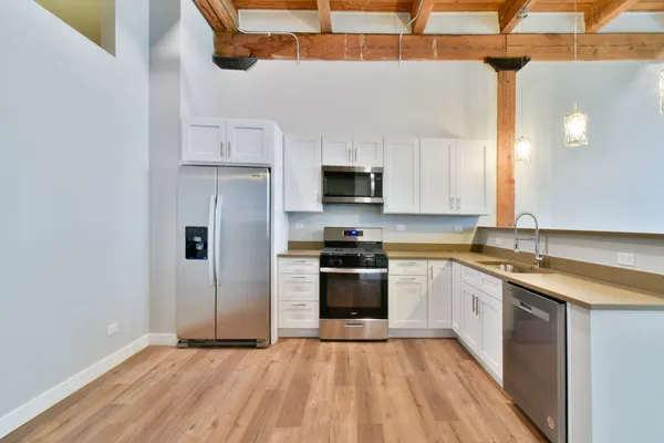 $2,800 | 11 East Illinois Street, Unit 603, Chicago, IL 60611