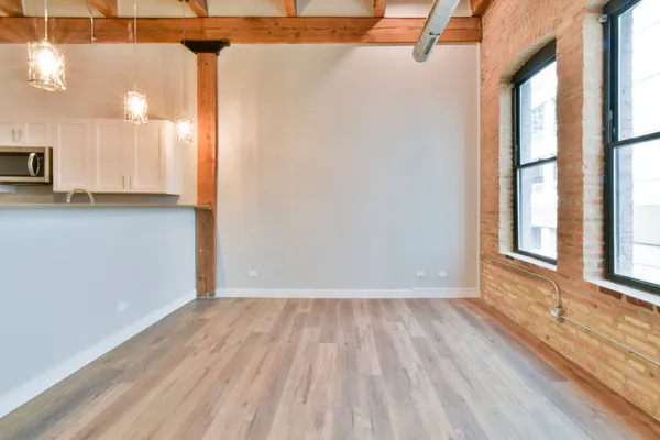 $2,800 | 11 East Illinois Street, Unit 603, Chicago, IL 60611