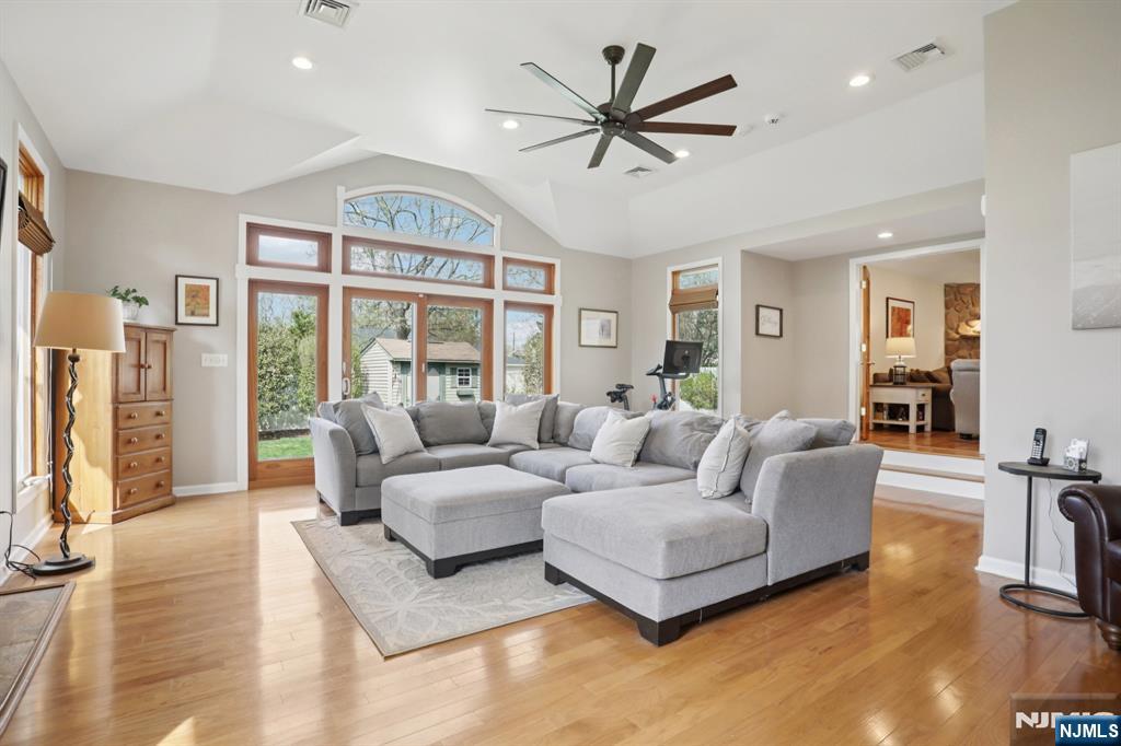 84 Westland Road Cedar Grove, NJ 07009 - Photo 23 of 50