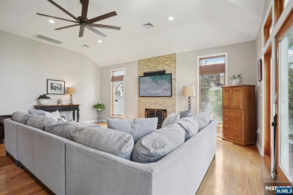 84 Westland Road Cedar Grove, NJ 07009 - Photo 27 of 50