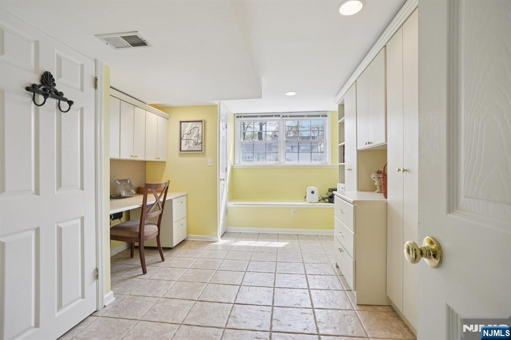 84 Westland Road Cedar Grove, NJ 07009 - Photo 28 of 50