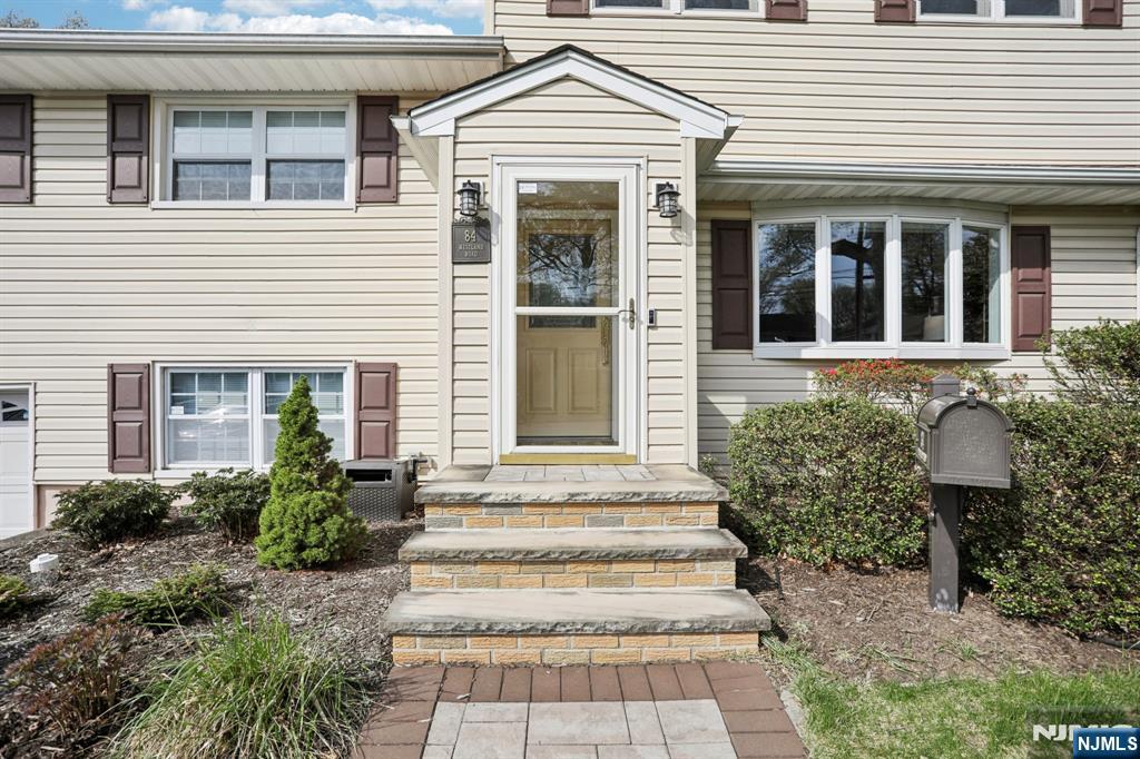 84 Westland Road Cedar Grove, NJ 07009 - Photo 4 of 50