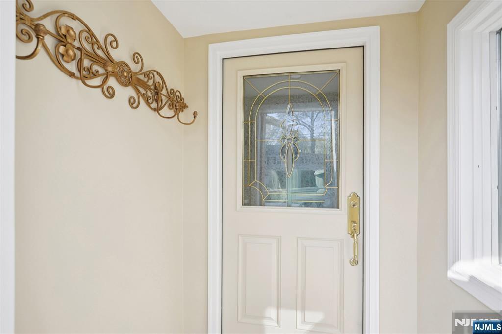 84 Westland Road Cedar Grove, NJ 07009 - Photo 5 of 50