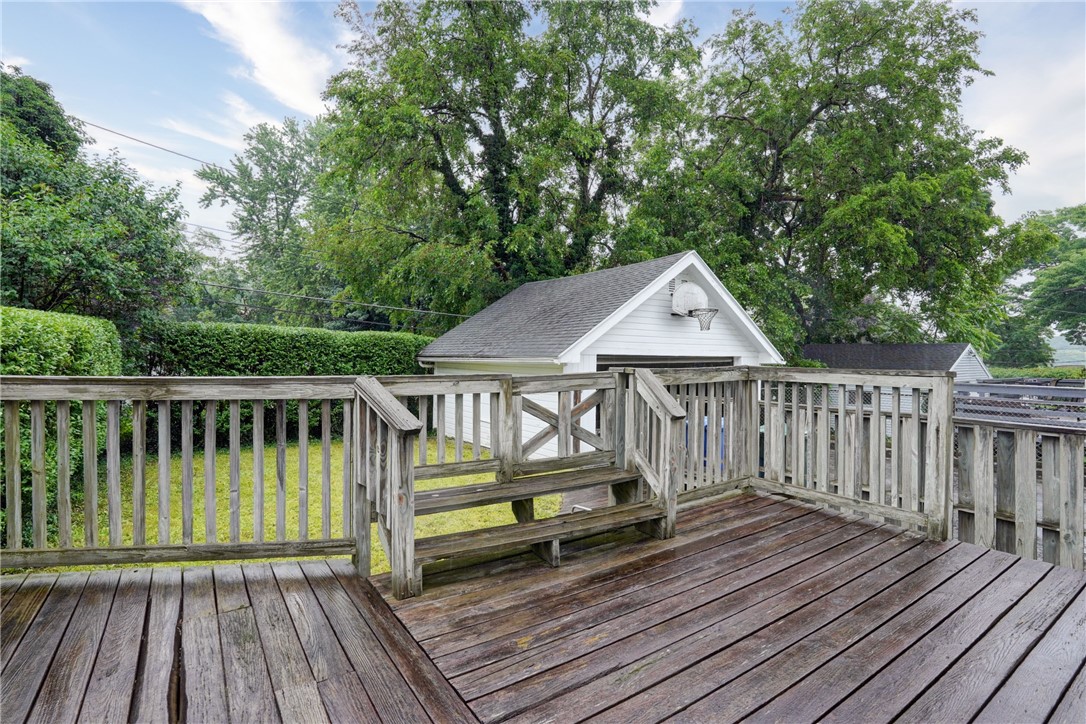 70 Kemphurst Road Rochester, NY 14612 - Photo 15 of 15 Deck