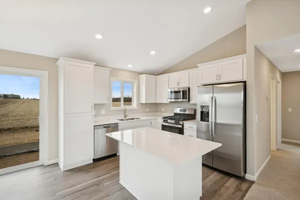 $377,900 | 919 Brandenburg Lane, Waverly, MN 55390