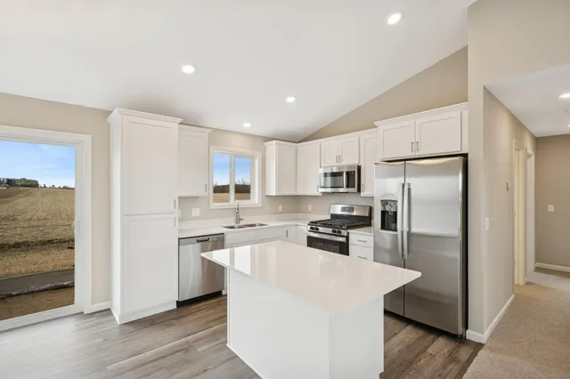 $382,900 | 919 Brandenburg Lane, Waverly, MN 55390