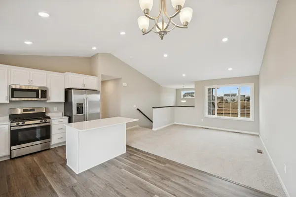 $374,900 | 919 Brandenburg Lane, Waverly, MN 55390