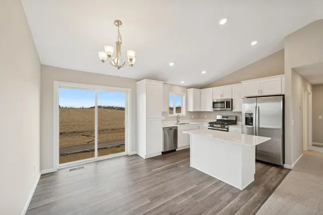 $382,900 | 919 Brandenburg Lane, Waverly, MN 55390