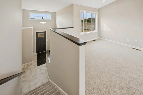 $374,900 | 919 Brandenburg Lane, Waverly, MN 55390