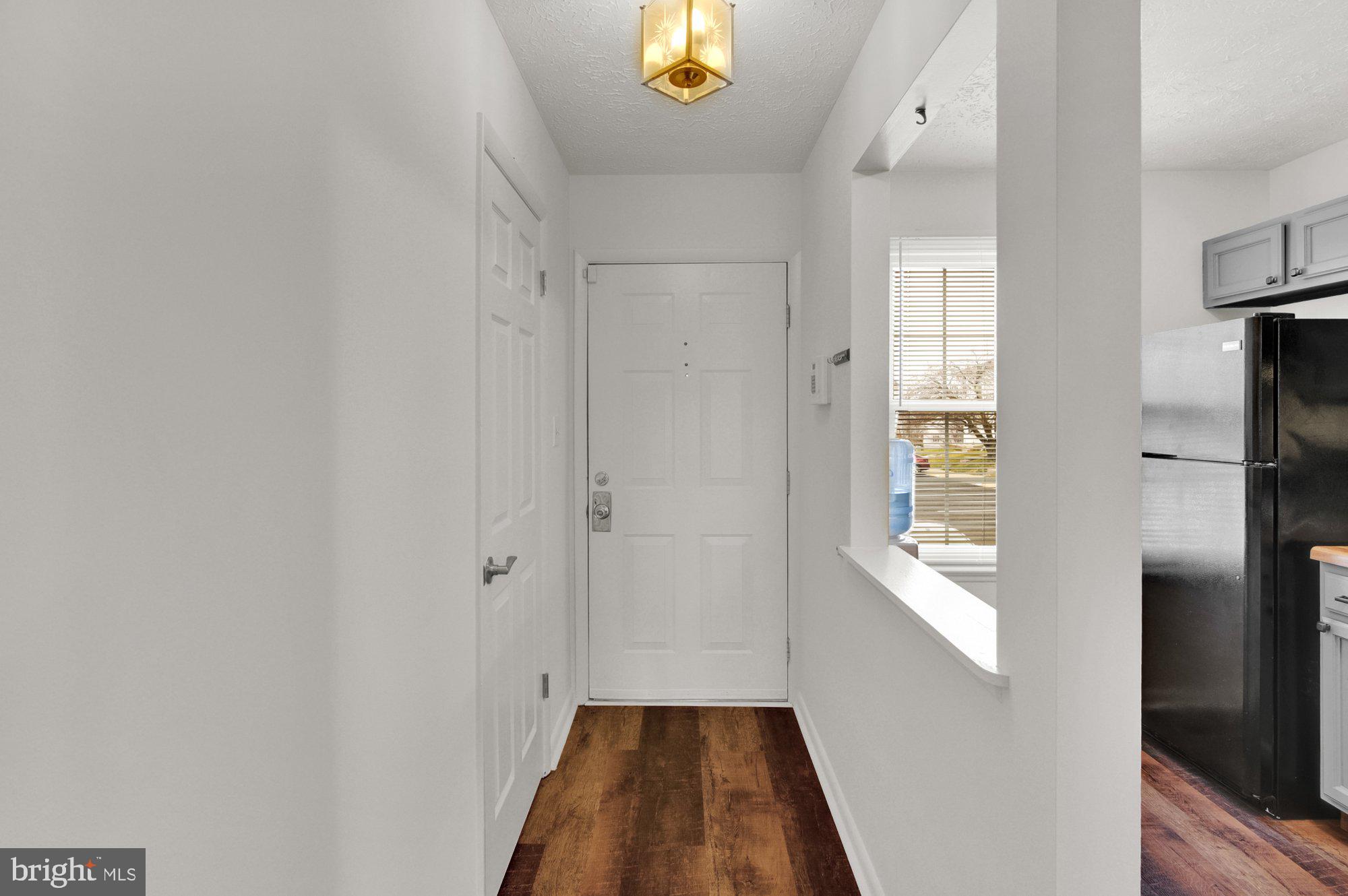 805 West Spring Meadow Court Edgewood, MD 21040 - Photo 2 of 21 Entry way with LVP floors