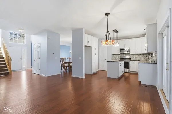 $514,900 | 5250 Ivy Hill Drive, Carmel, IN 46033