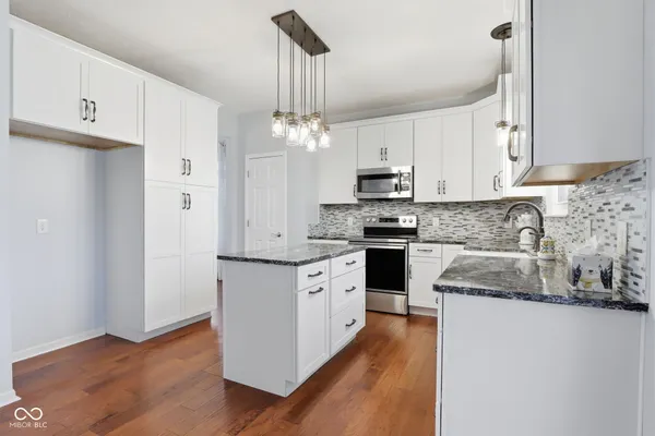 $514,900 | 5250 Ivy Hill Drive, Carmel, IN 46033