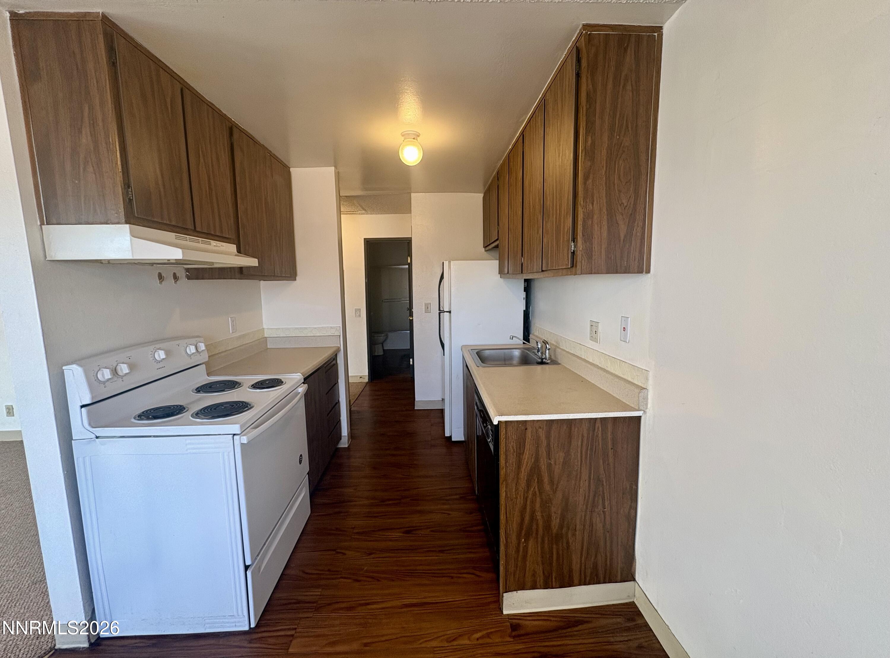 4606 Neil Road, Unit 208 Reno, NV 89502 - Photo 5 of 21 IMG_8774