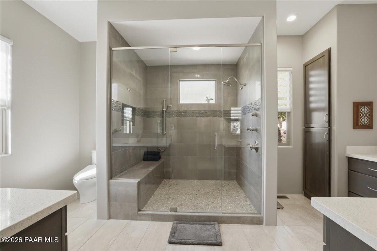 1370 Ridgewood Drive Prescott, AZ 86305 - Photo 32 of 53 Primary Bathroom