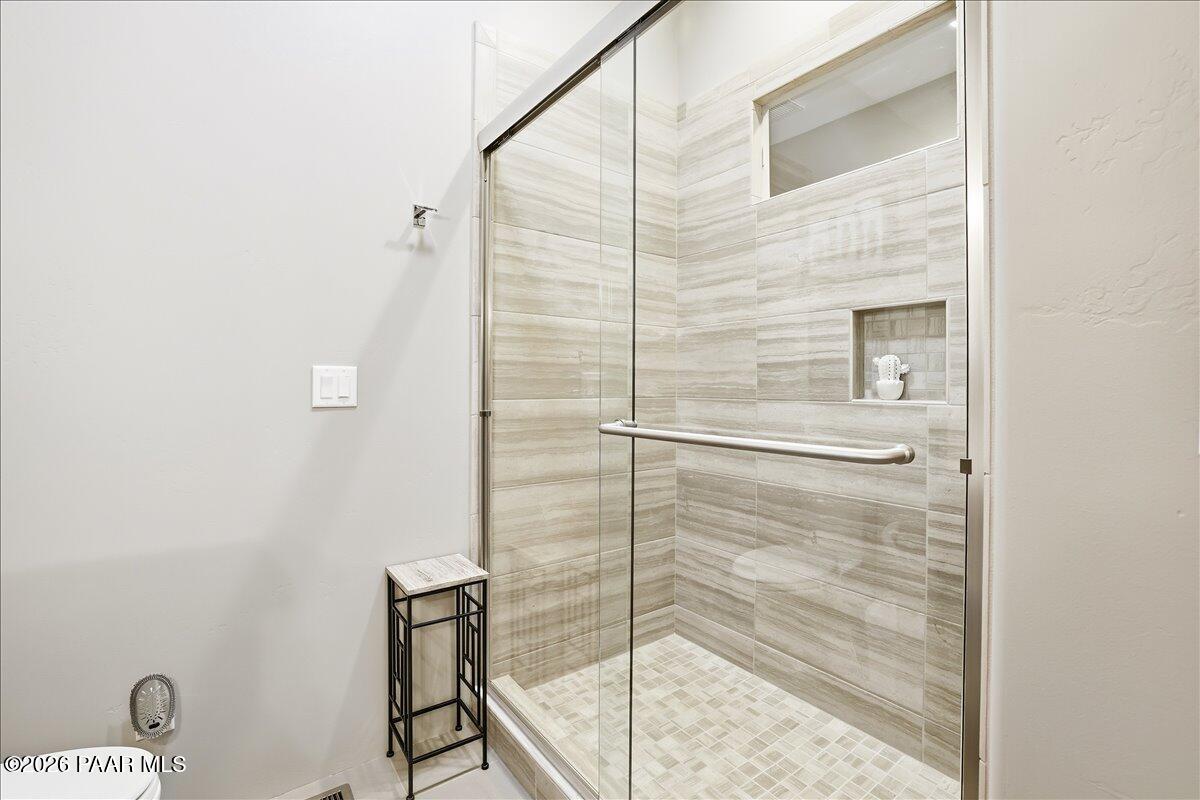 1370 Ridgewood Drive Prescott, AZ 86305 - Photo 38 of 53 Bathroom 2