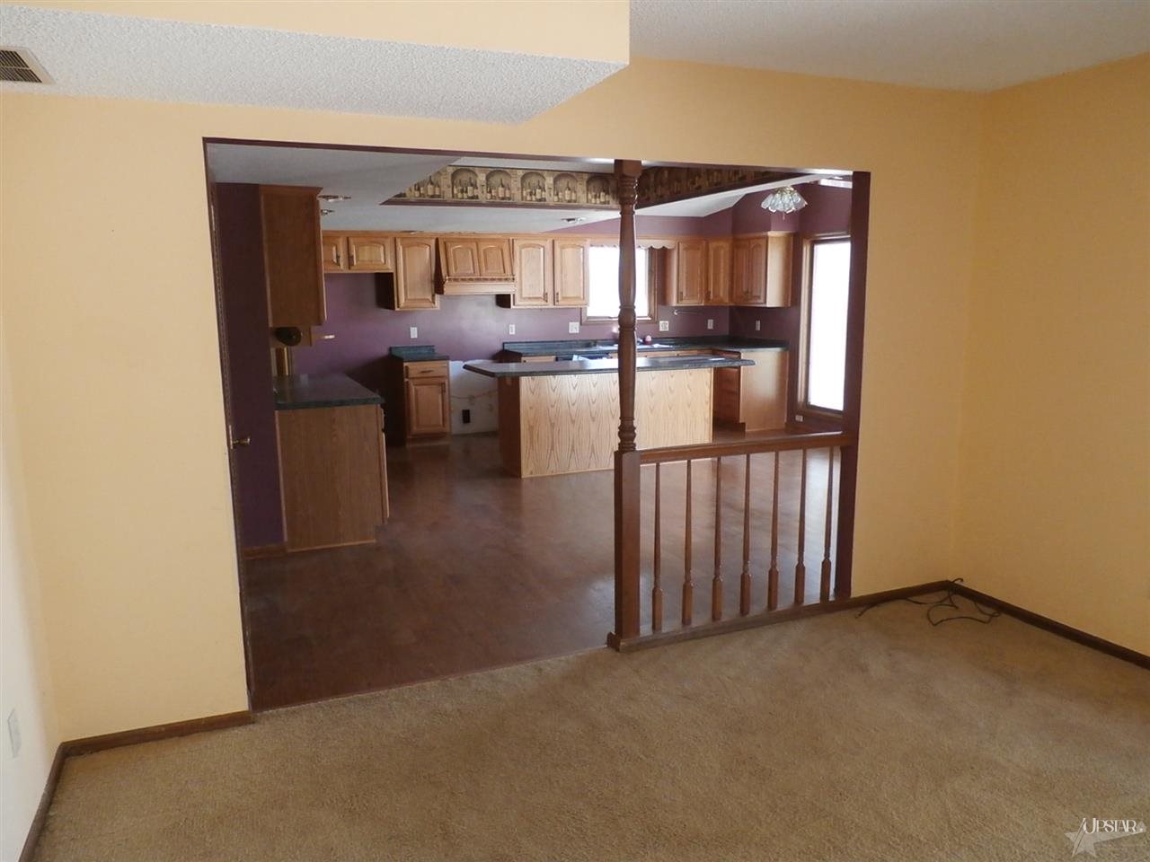 4410 Knoll Road Fort Wayne, IN 46809 - Photo 3 of 29