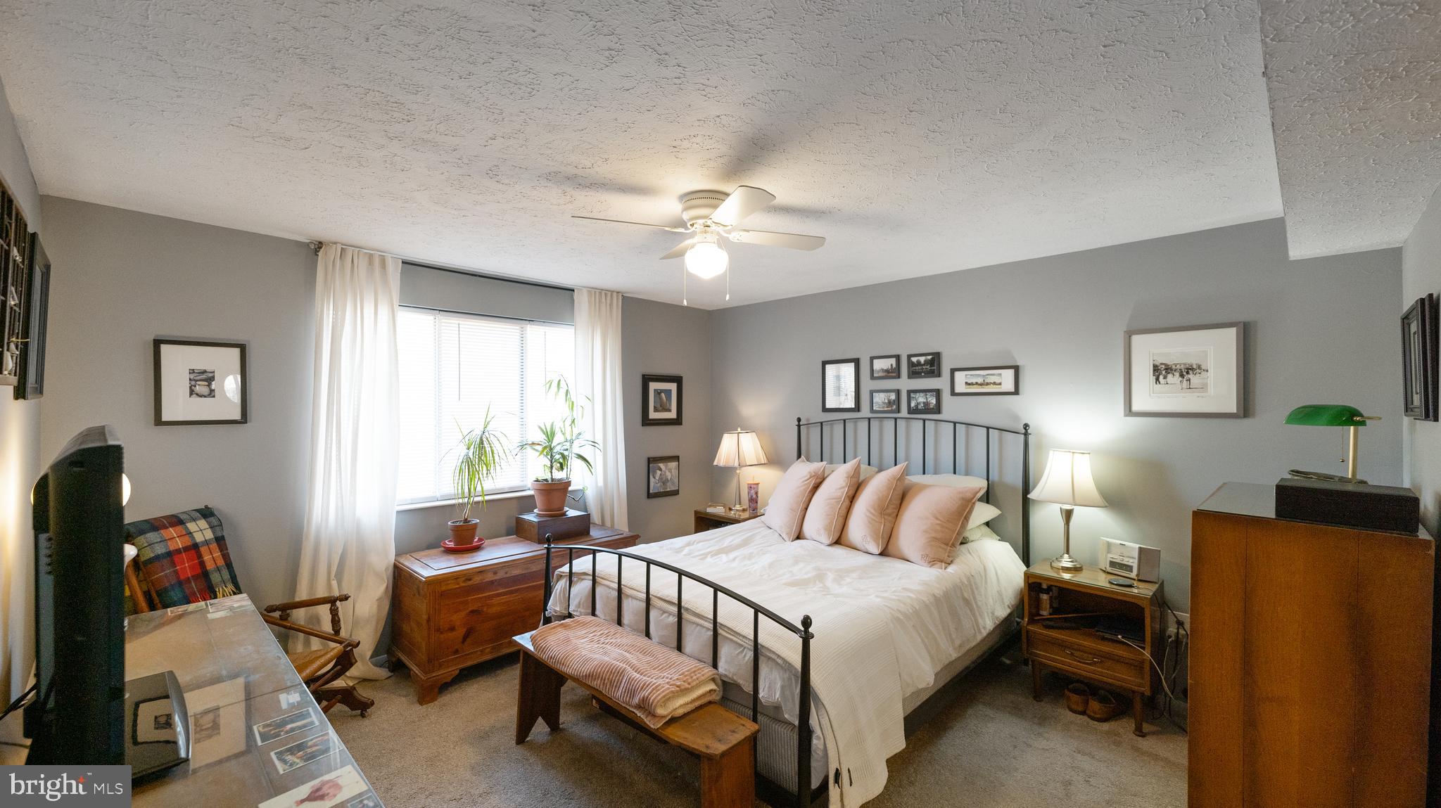 731 Heather Ridge Drive, Unit 17L Frederick, MD 21702 - Photo 22 of 26 PRIMARY SUITE