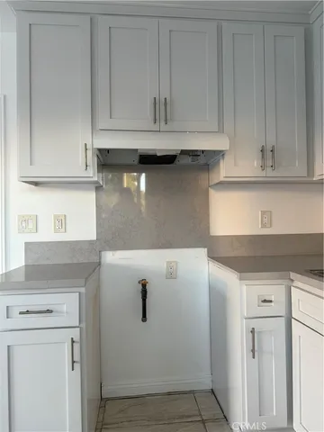 $1,800 | 4118 East San Vincente Street, Compton, CA 90221