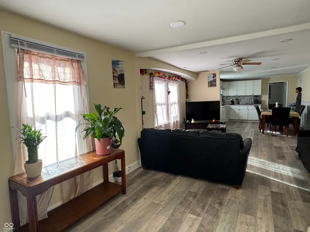 $200,000 | 1122 Waldemere Avenue, Indianapolis, IN 46241