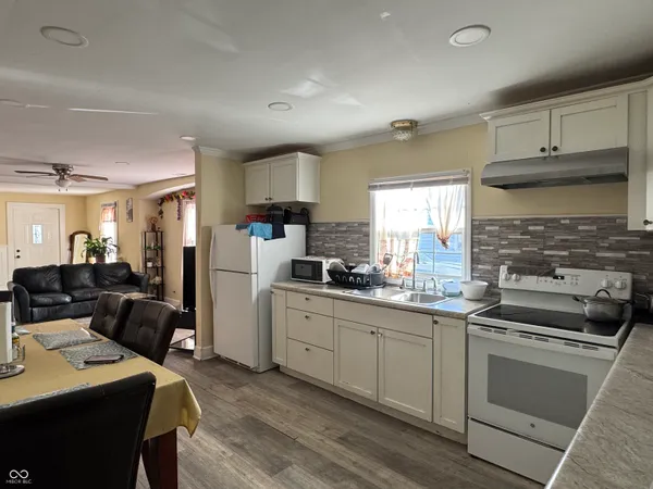 $190,000 | 1122 Waldemere Avenue, Indianapolis, IN 46241