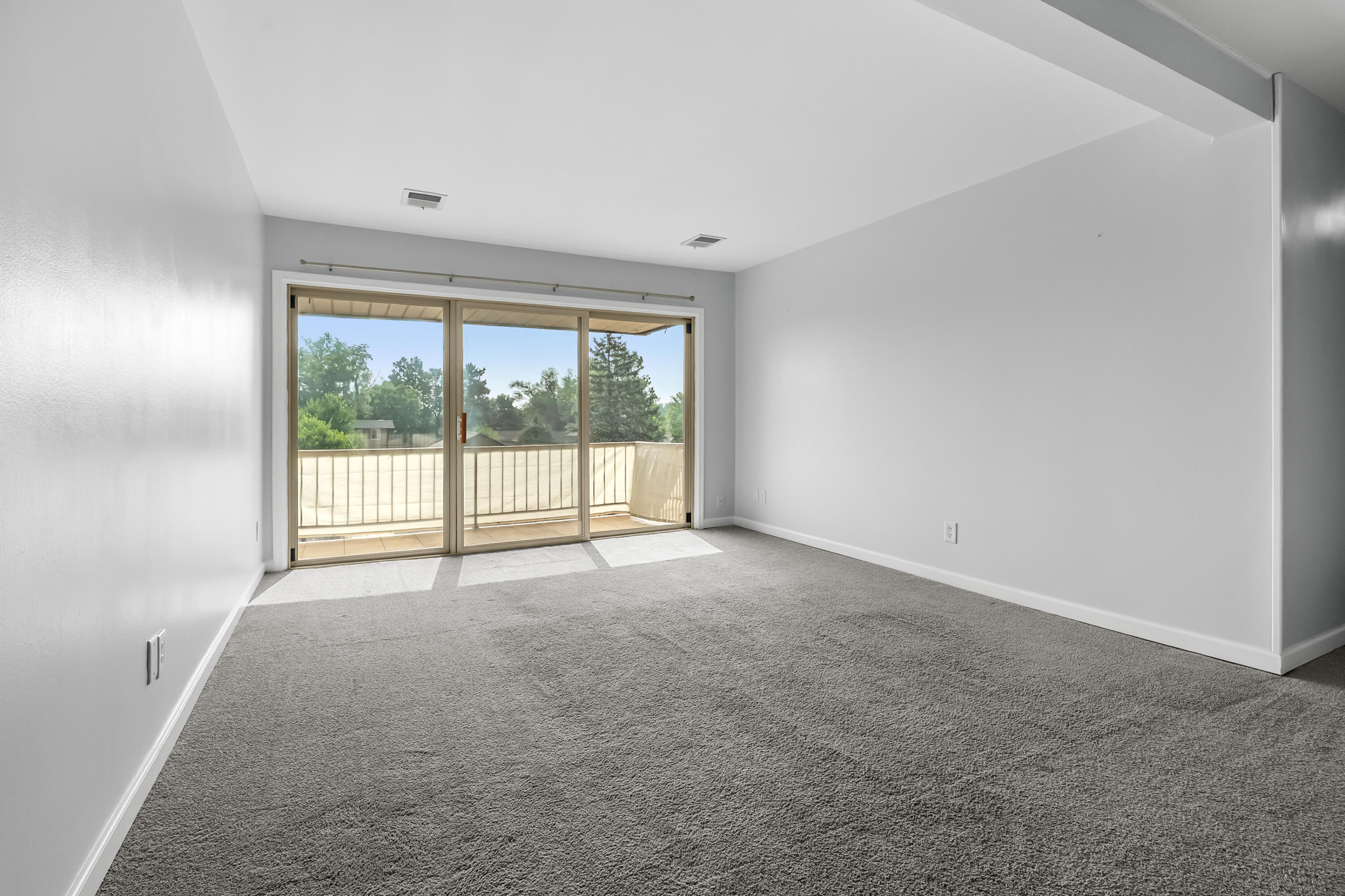 Kilgore Rd W 748 303 Portage 49024-9