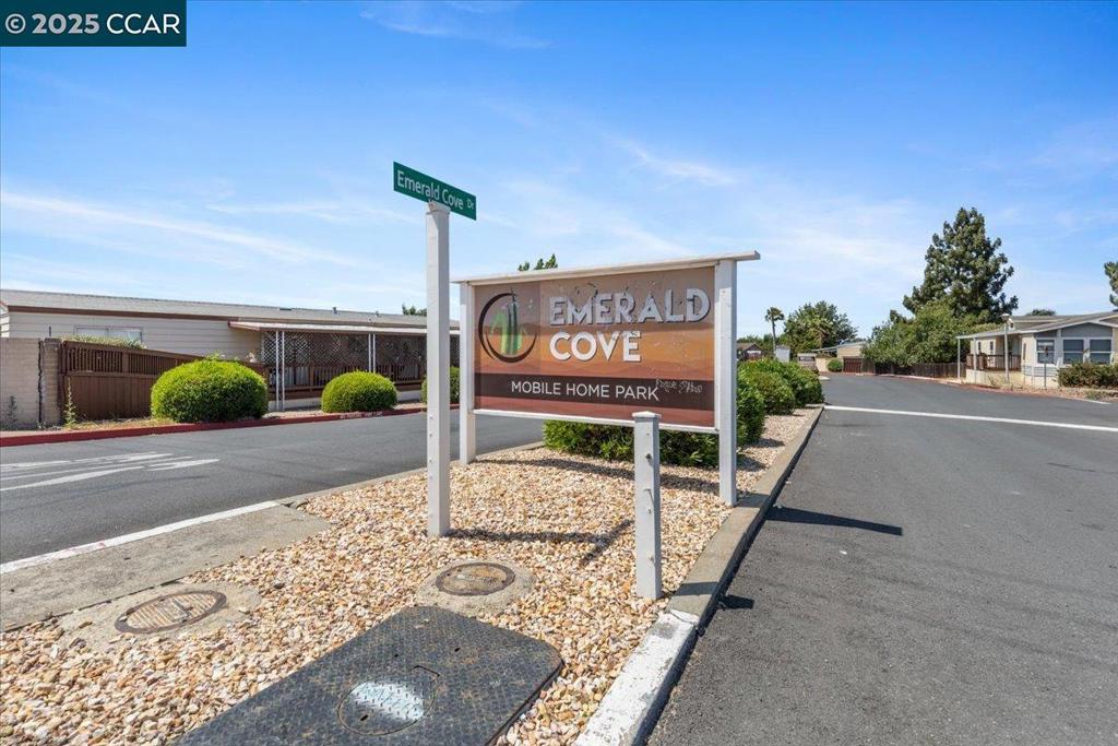 193 Maureen Circle Bay Point, CA 94565 - Photo 5 of 27 a view of a street with potted plants